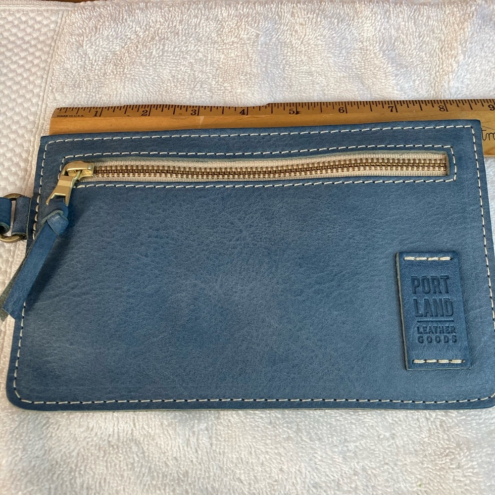 Portland Leather Goods Adriana Indigo Pouch Wristlet EUC